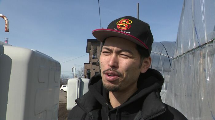 経営の苦しさを語る白石さん