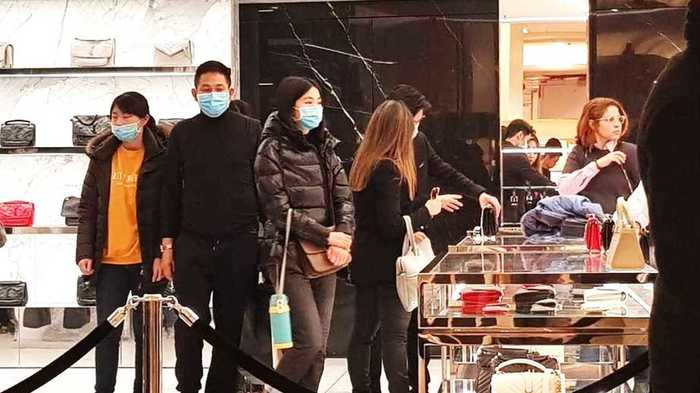 「マスクをしたアジア人は恐怖」新型ウィルスに対するフランス人の対応は差別か自己防衛か
