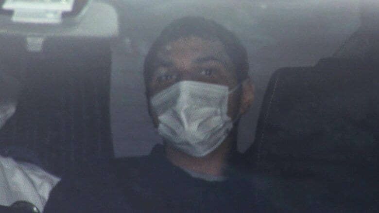 薬物事件で逮捕状…車を捜査車両にぶつけた疑いでスリランカ国籍の男逮捕　車内から大量の違法薬物、助手席には1歳の子ども｜FNNプライムオンライン