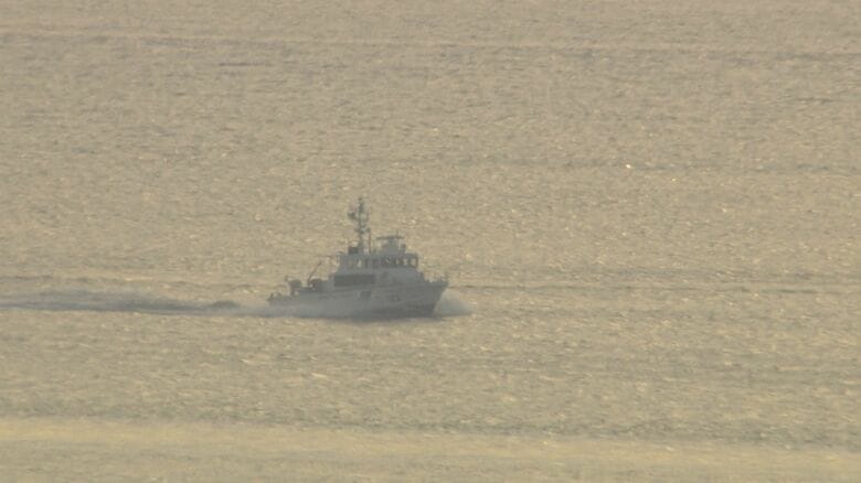 「泳いで渡る」と言い残し20代男性が行方不明に　福岡市の能古島周辺　海保や消防が捜索し救助も死亡確認される｜FNNプライムオンライン