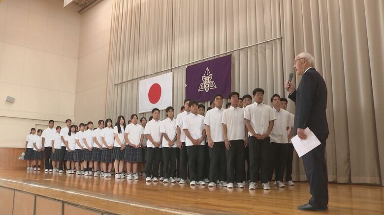 花巻東（岩手・花巻市）　甲子園ベスト8を報告　「悔いのない大会になった」｜FNNプライムオンライン
