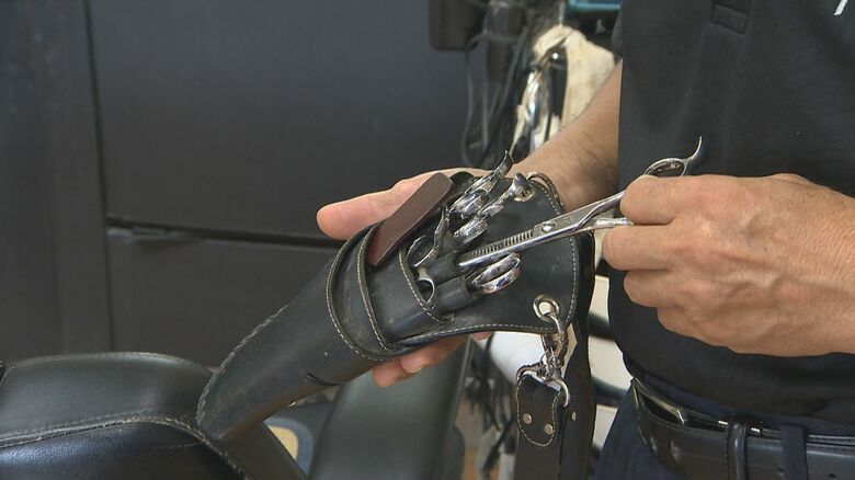 吟二さんが避難所に持っていったハサミ