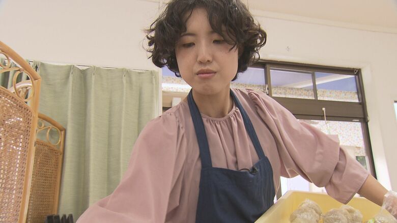 三輪店の店長・小湊瑞希さん（27）