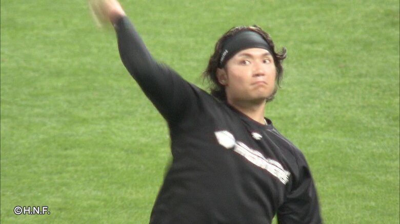 試合前にキャッチボールをする伊藤大海投手（9月28日＠エスコンF）