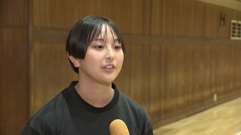 リベロの内澤璃々選手