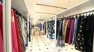 “10万円超の服”もお得に着放題　服の「サブスク」サービス…期間限定オープンの実店舗では試着も