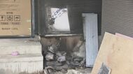 「工事中の建物の資材が燃えている」未明の住宅街で排気ダクトや床の緩衝材などが燃える不審火 近くに火の気なし