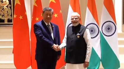 習近平国家主席が7年ぶりインド訪問　モディ首相と会談 国境問題解決へ