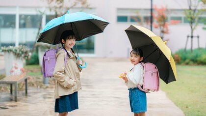 子どもの“日傘”も当たり前に？厳しい暑さで６月から売れ行きが急増…担当者「親御さまの意識が非常に高まっている」