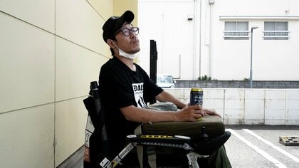 親の世話になりたくないーー高齢の両親に介護されるいらだち　難病と闘う落水洋介の葛藤