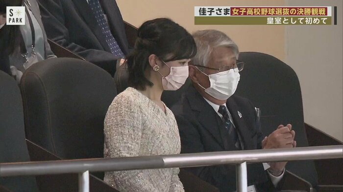 説明をお聞きになりながら、何度もうなずかれていた