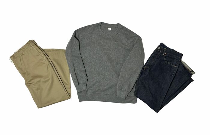 ベージュ、グレー、ネイビーは「普通コーデの3原色」（特集班撮影）