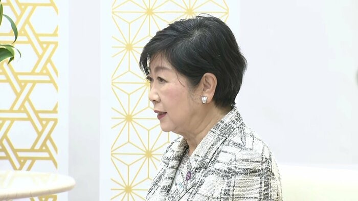 片山財務大臣と面会する小池知事