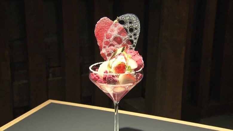 え！フロマージュに座れる？洋菓子「ルタオ」の新店舗が「旧小樽倉庫」にオープン！ルタオ”史上初のバーカウンター”登場 テイクアウト限定スイーツ片手に老舗観光地を散策 北海道・小樽市｜FNNプライムオンライン
