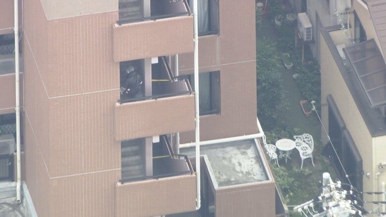 マンションから4歳の男の子が転落し死亡…母親が自転車を止めている間に1人で上の階に上がり外階段から転落したか　東京・北区｜FNNプライムオンライン