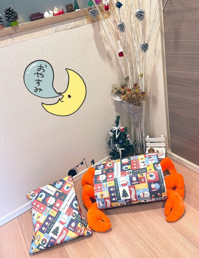 プレゼント置き場にセットされた姿もシュール