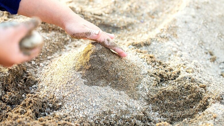 自然に崩れない角度が「安息角」（画像はイメージ）