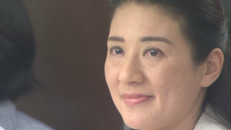 2013年　愛子さまの運動会で涙ぐまれる雅子さま