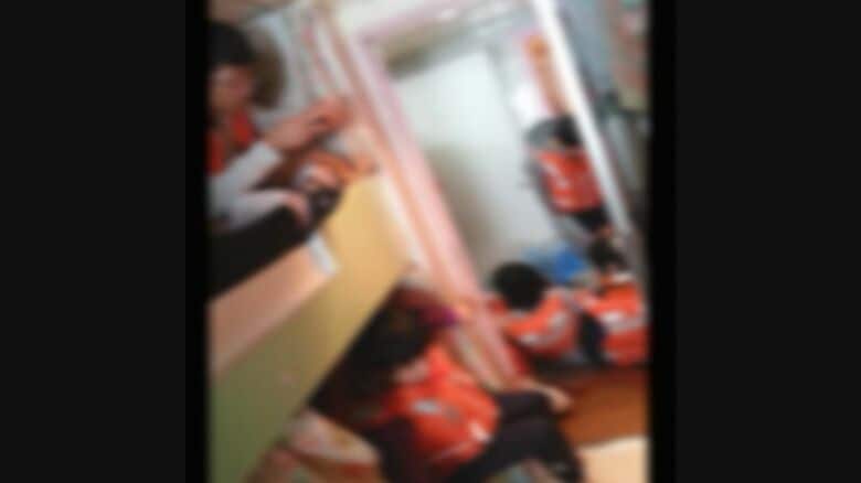 事故直後の船内…適切な避難誘導はなかった