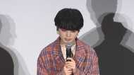 欅坂46 平手友梨奈にサプライズで卒業証書「すごくいい経験をさせていただいた」