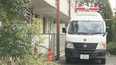 目張りされたクローゼット“20代”男性遺体…腹や背中に十数カ所の刺し傷　死亡した母親…