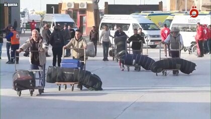 ラファ検問所1年ぶり人の往来再開…病人や負傷者ら許可へ　患者2万人が待機　ガザ地区とエジプトの境界　復興物資の搬入認めず