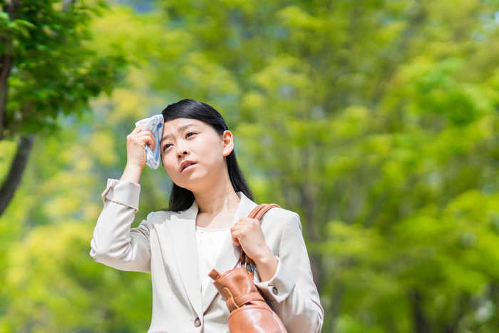 「熱中症の疑いがあるとき、何をすべきか?」環境省が公開する“応急処置”が分かりやすいと話題