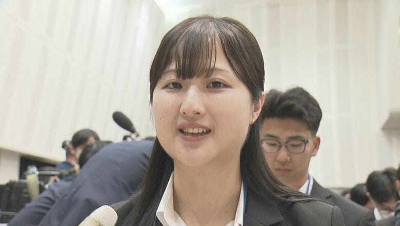 新入職員「自覚を持って、より素敵な長野県になるよう精進したい」　県庁で232人が辞令受け取る　社会人としてスタート｜FNNプライムオンライン