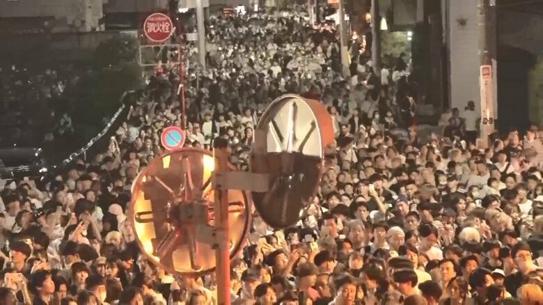 4年ぶり花火大会に77万人殺到　“ポイ捨て”に“ゴミの山”も…落とし物案内所は混雑　問われる個人のマナー｜FNNプライムオンライン