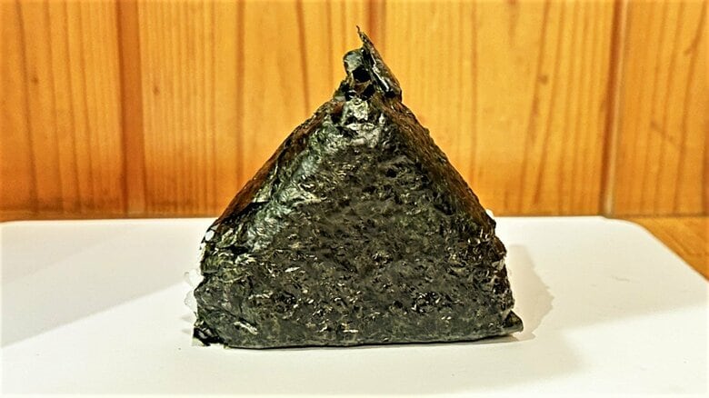 “お米離れ”が進む中…ニーズが高まり続ける「おにぎり」専門店　進出先の欧米でもピーク時は連日行列｜FNNプライムオンライン
