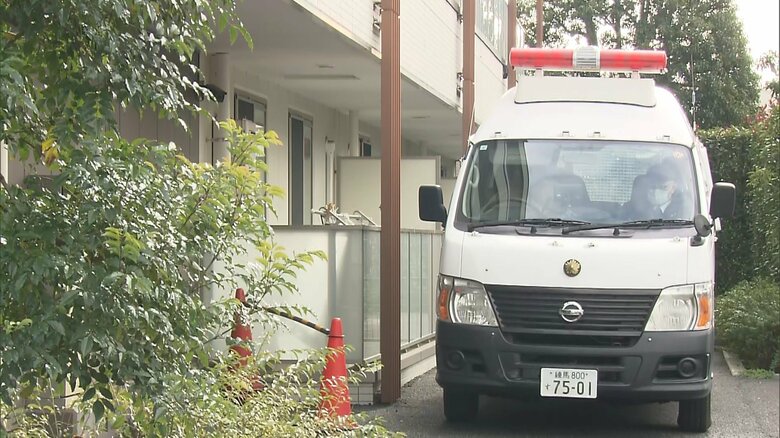 目張りされたクローゼット“20代”男性遺体…腹や背中に十数カ所の刺し傷　死亡した母親契約マンションで知人か　西東京市母子4人死亡事件｜FNNプライムオンライン