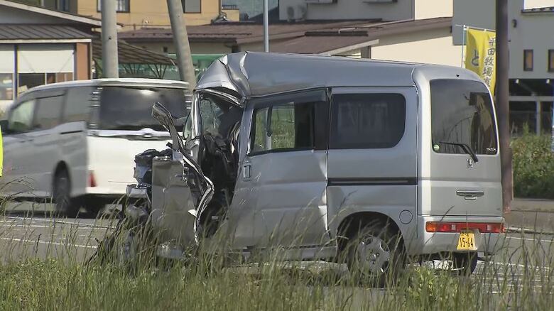 「ドカーンと大きな音」停車中の大型トラックに軽貨物車追突　助手席の80代女性死亡　つぶれた車体にはさまれる　運転の80代男性も重傷　国道19号長野南バイパス　｜FNNプライムオンライン