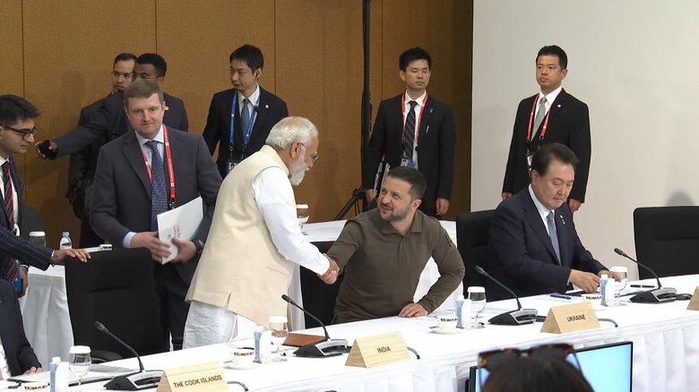 G7首脳との協議の後、拡大会合に参加