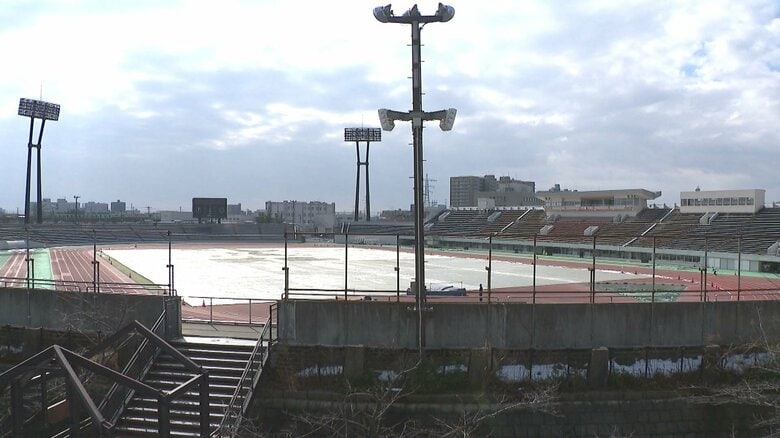 新潟市陸上競技場