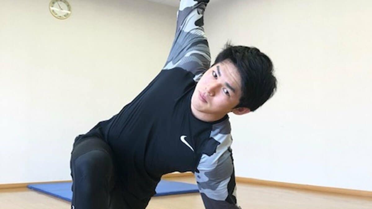 全裸で開脚１８０°ストレッチ 開脚 人気記事（芸能人）｜アメーバブログ（アメブロ）