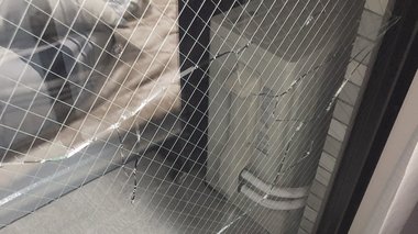 「猛暑にエアコン18度で窓ガラスが割れた」…まれに起きる“熱割れ”の注意点をAGCに聞いた