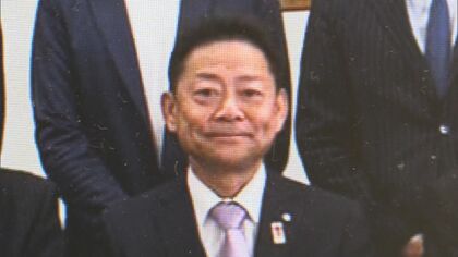 車はフロントガラスが大破…現職の町長が国道脇の側道で軽乗用車にはねられ死亡 町民から驚きと悲しみの声