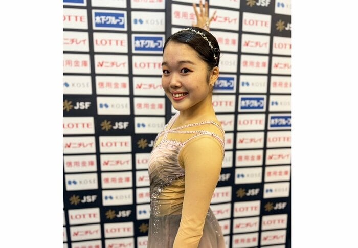 三枝知香子