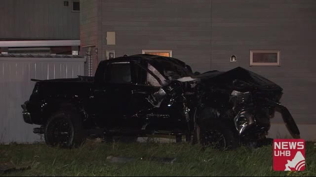 交差点で乗用車とRVの2台出合い頭に衝突…双方の男性3人死亡 72歳運転の乗用車側に