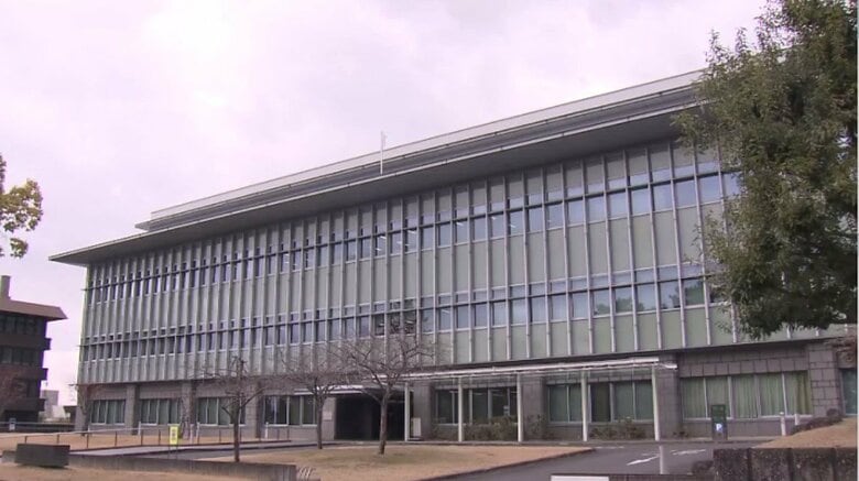 【速報】”被害者が元総理”「1人の人が殺されたと考えを切り離した」と裁判員　山上被告に「無期懲役」判決「高い能力を犯罪という方法じゃなく他の方法に生かせていれば」とも　安倍元総理銃撃・殺害事件裁判｜FNNプライムオンライン