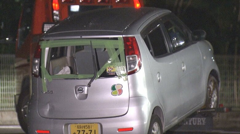 76歳男性運転の軽乗用車がコンビニに突っ込む 出入り口のガラス扉割れるもケガ人なし「運転操作を誤った」｜FNNプライムオンライン