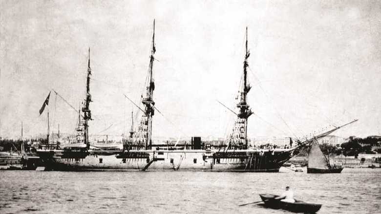 エルトゥールル号 【トルコ海軍HPより】