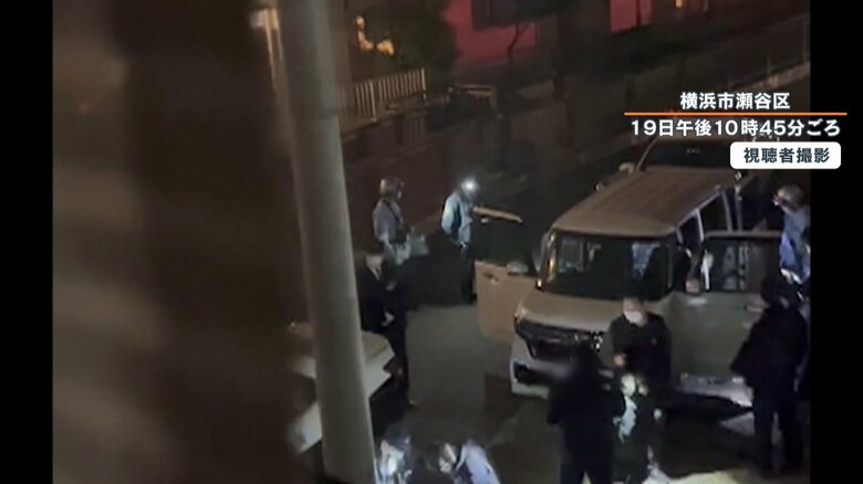 警察が車を発見した直後とみられる映像