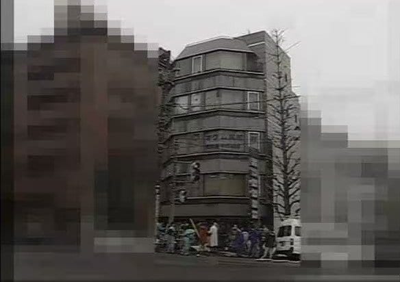 東京・南青山にあったオウム真理教東京総本部　1995年撮影