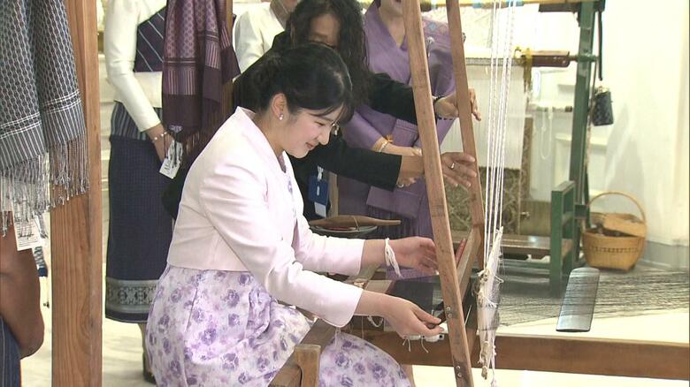 機織りを体験される愛子さま