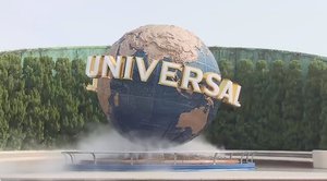 キャラクターとも「エアタッチ」のみ!? USJ “限定再開”へ ディズニーリゾートは?感染対策の新ルール