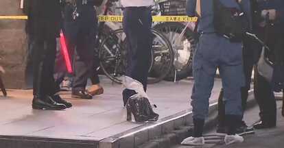 歌舞伎町　自殺 新宿歌舞伎町で女性が飛び降り 後を絶たない自殺者の巻き添え事故｜FNNプライムオンライン