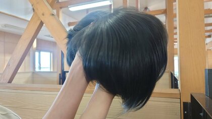 「ウィッグにしか見えない!!」ブラッシング後の動物の姿に驚き…正体と“サラつや”にするコツを飼育員に聞いた　