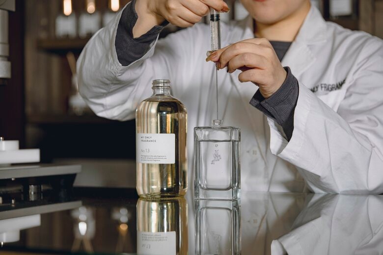 オーダーメイドフレグランス専門店「MY ONLY FRAGRANCE」、インバウンドのお客様に人気が高い香りは 日本独自の「緑茶」「日本茶」「桜」