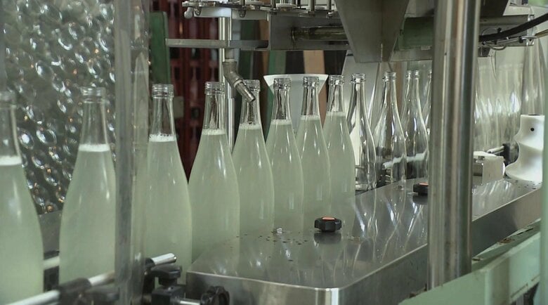 「復活の一滴だ」火災から生き延びた奇跡の日本酒 笹正宗酒造の再建を支える会津の蔵元たちの強い絆|FNNプライムオンライン